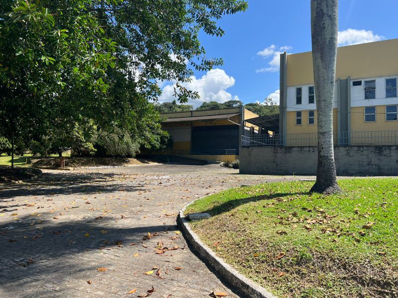 GALPÃO PARA VENDA OU ALUGAR EM PAULISTA COM 15.081M2 DE ÁREA COBERTA