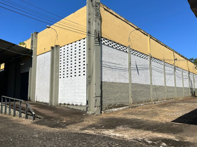 GALPÃO PARA VENDA OU ALUGAR EM PAULISTA COM 15.081M2 DE ÁREA COBERTA