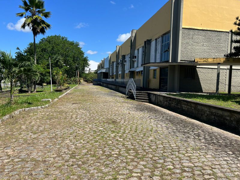 GALPÃO PARA VENDA OU ALUGAR EM PAULISTA COM 15.081M2 DE ÁREA COBERTA