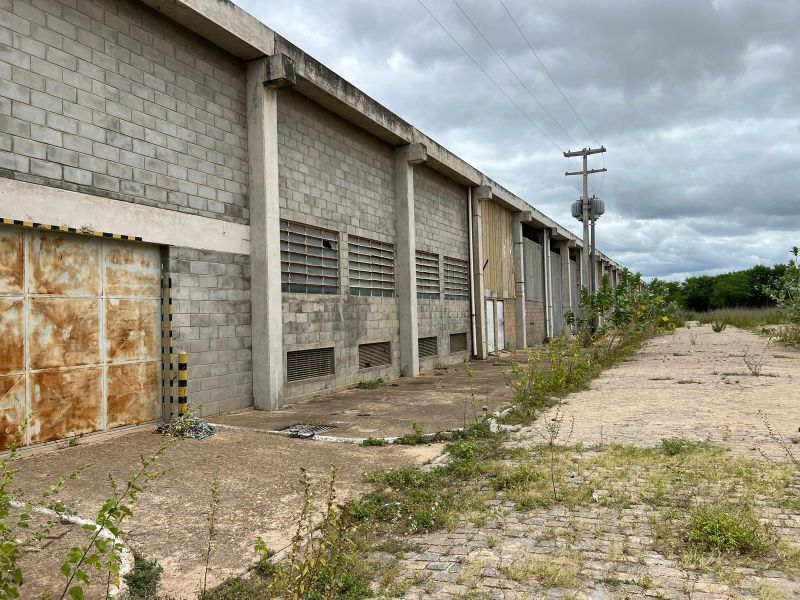 GALPÃO PARA VENDA EM PETROLINA-PE