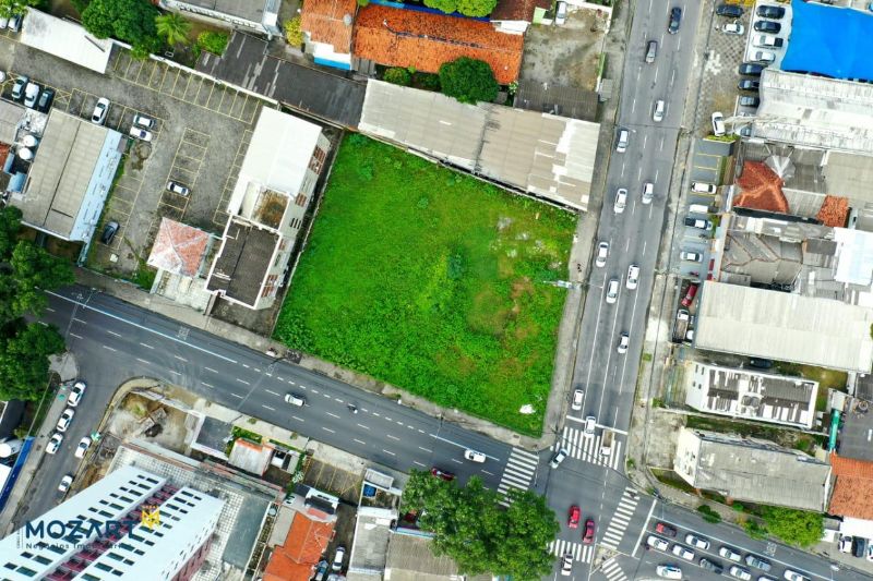 AVENIDA VISCONDE DE ALBUQUERQUE COM RUA JOSÉ OSÓRIO -ESQUINA POSITIVA - Recife/PE